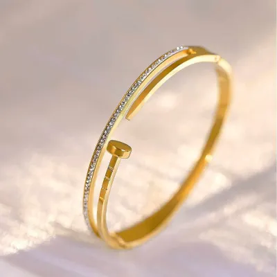 Fashionable Double Circle Rhinestone Bracelet 